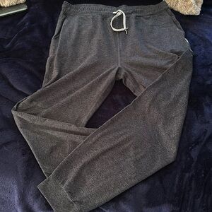 Vuori performance jogger gray large